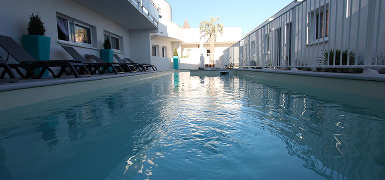 Piscine de la résidence Côté Mer.