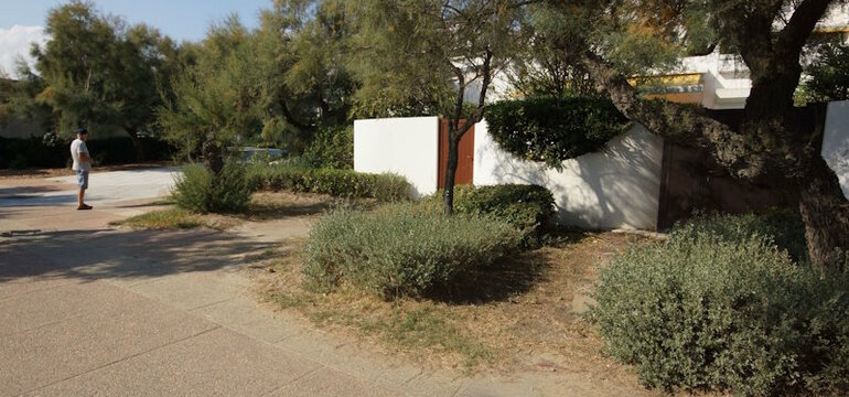 Entrée villa côté