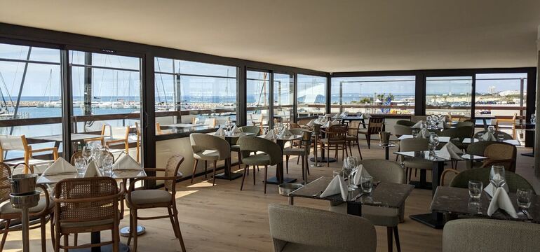 la grande motte restaurant yacht club